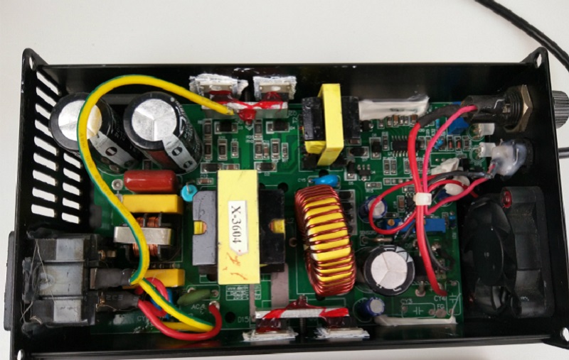 AC DC 12V 15A Charger Page